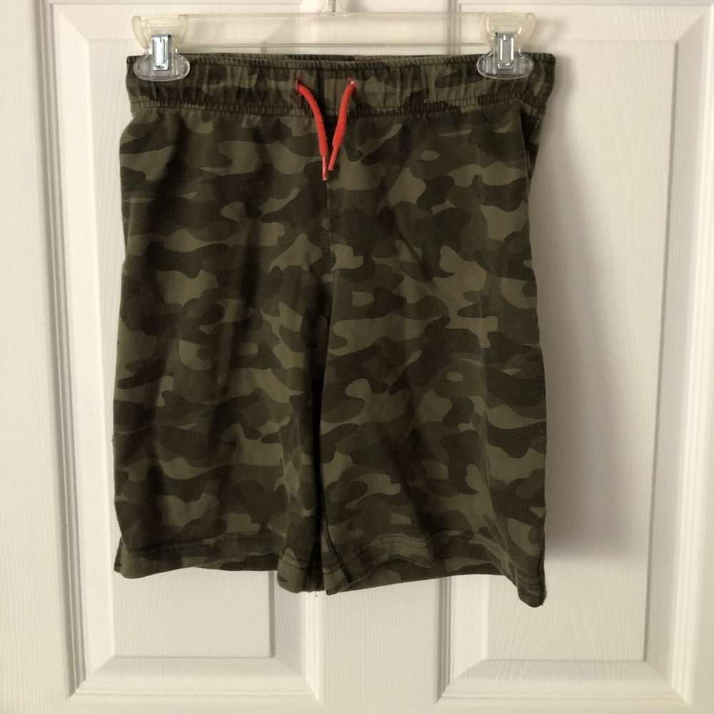 Circo Cotton Camouflage-print Shorts, Size 10. - Picture 1 of 3